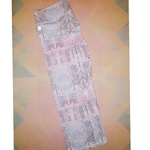 Fabletics capri leggings yoga